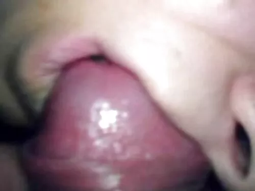 ஒரு xxx, வீடியோ படம் ...