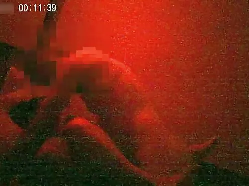 கால்கள் உடைய அழகியின ...