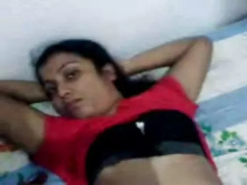 குத்தப்பட்ட முலைக்கா ...