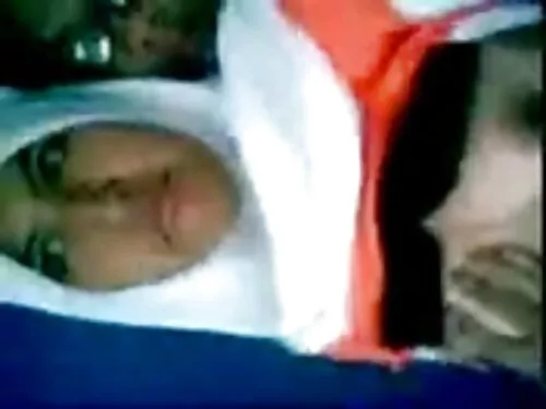 அந்த பெண் தன் காதலனி ...