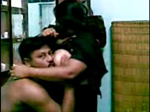 தன் முதிர்ந்த குஞ்சு ...